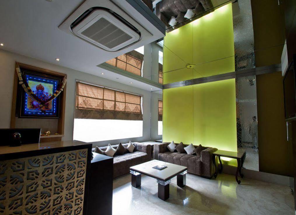 Green Leaves Hotel Hyderabad Exterior photo